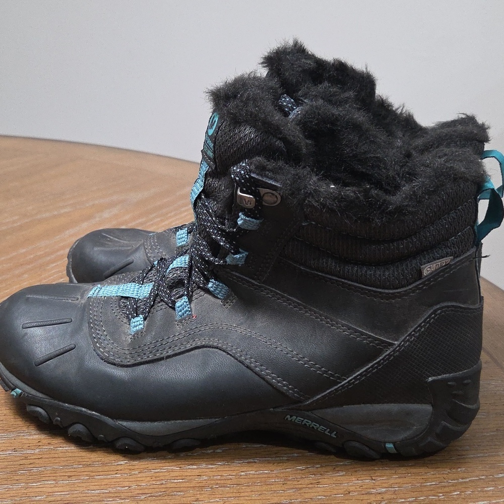 Merrell Atmos Mid Womans Black 300 Gram Fleece Lined Boots, Size 8.5 - Picture 4 of 10